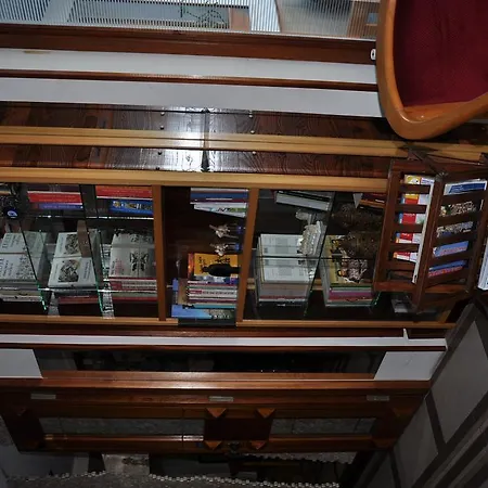 Butik Pendik فندق